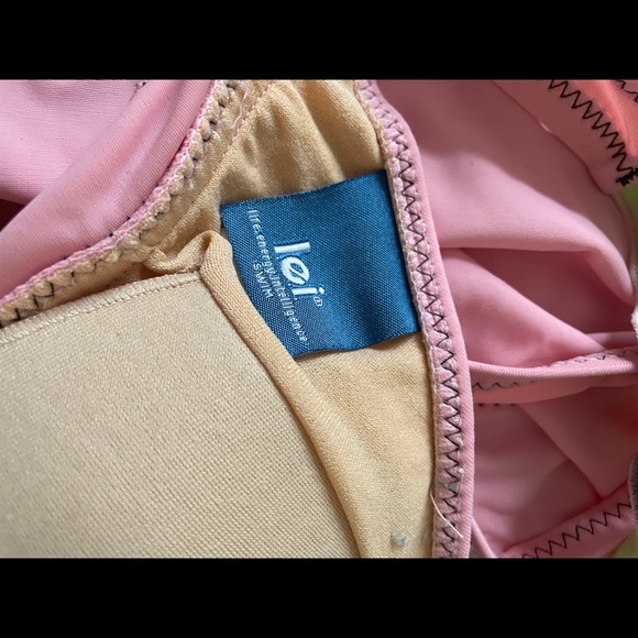 👙Cute Lei pink bikini size large adjustable. - Picture 9 of 11